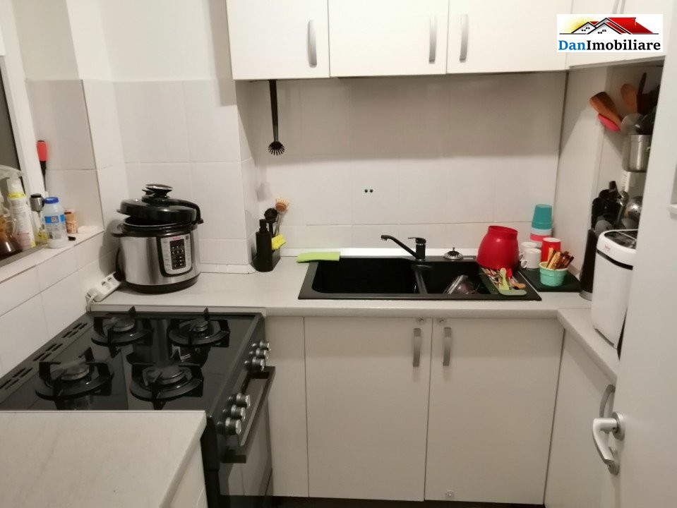 Apartament cu 4 camere, Victoriei-Titulescu