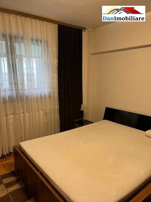 Apartament cu 3 camere, Piața Muncii