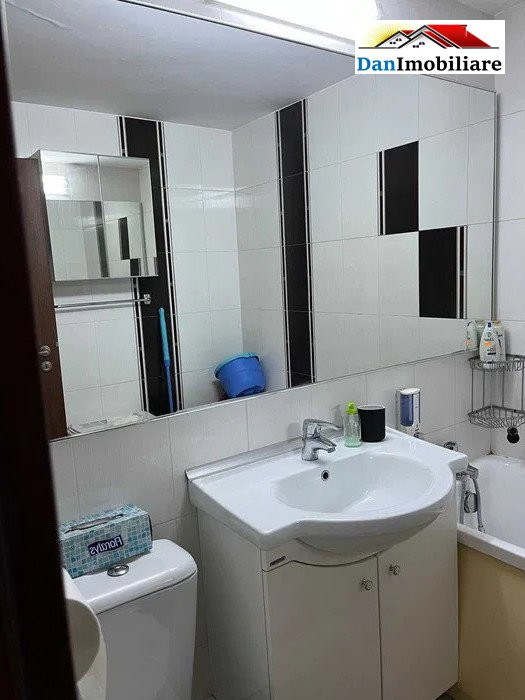 Apartament cu 3 camere, Piața Muncii