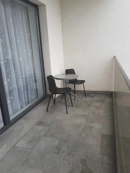 Garsonieră nouă, Apărătorii Patriei