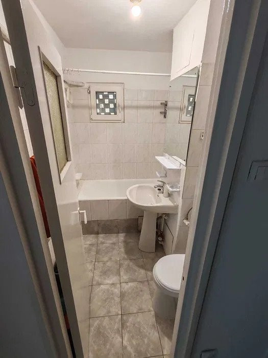 Apartament cu 2 camere, Tineretului