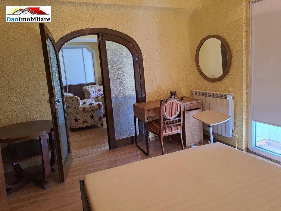 Apartament cu 3 camere, Dacia