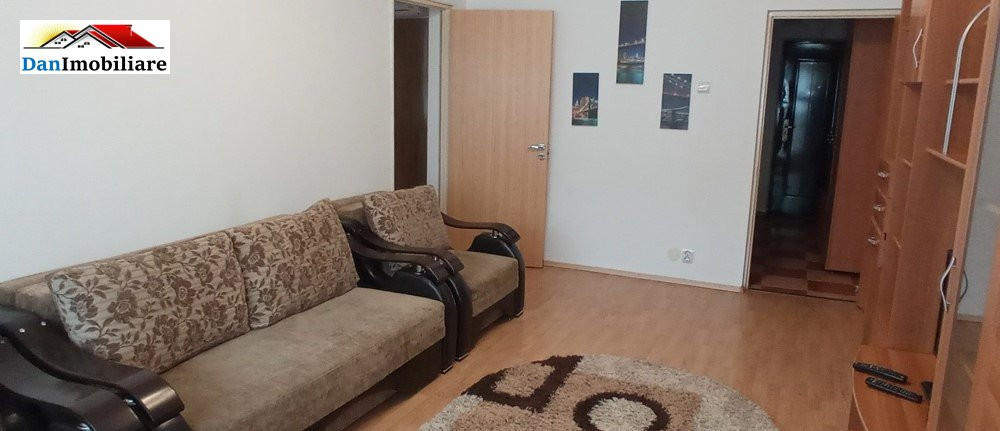 Apartament cu 3 camere, Mega Mall