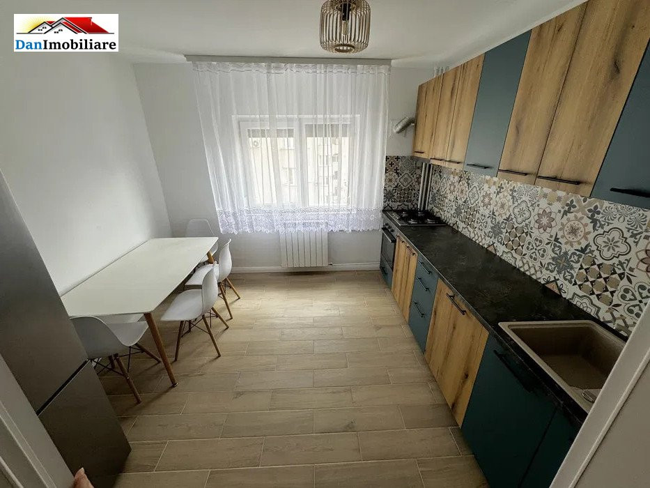 Apartament cu 3 camere, Baba Novac