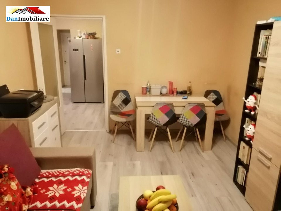 Apartament cu 4 camere în Victoriei-Titulescu