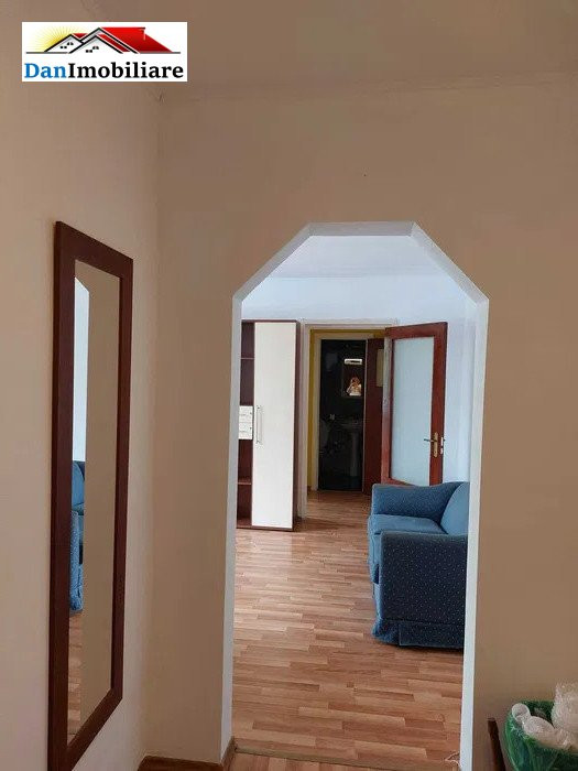 Apartament cu 3 camere în Ozana