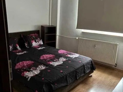 Apartament cu 3 camere în zona Mega Mall