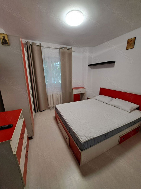 Apartament cu 2 camere în zona 13 Septembrie