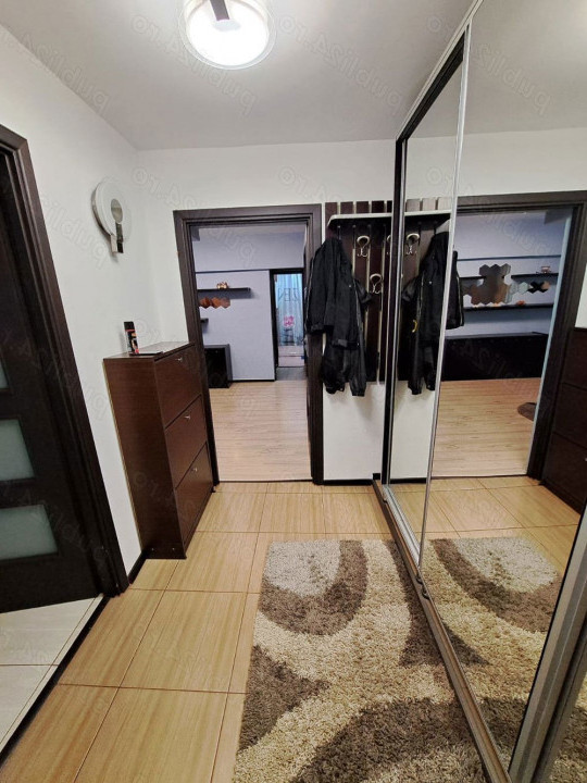 Apartament cu 2 camere în zona 13 Septembrie