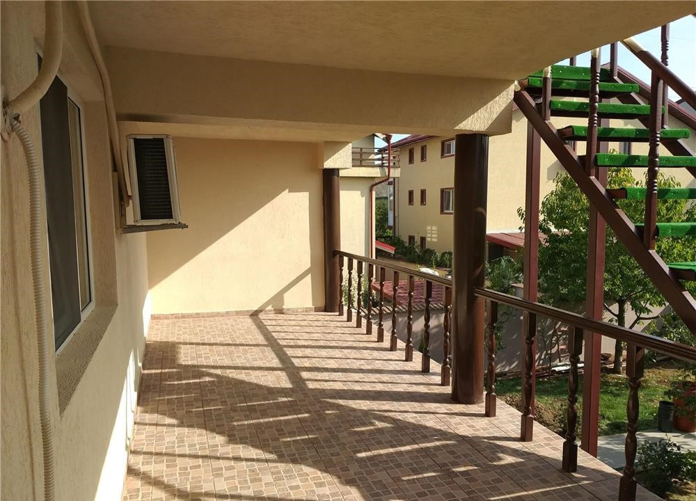 Apartament cu 3 camere în Popești Leordeni