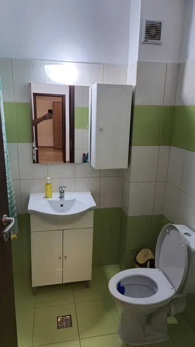 Apartament în Apărătorii Patriei