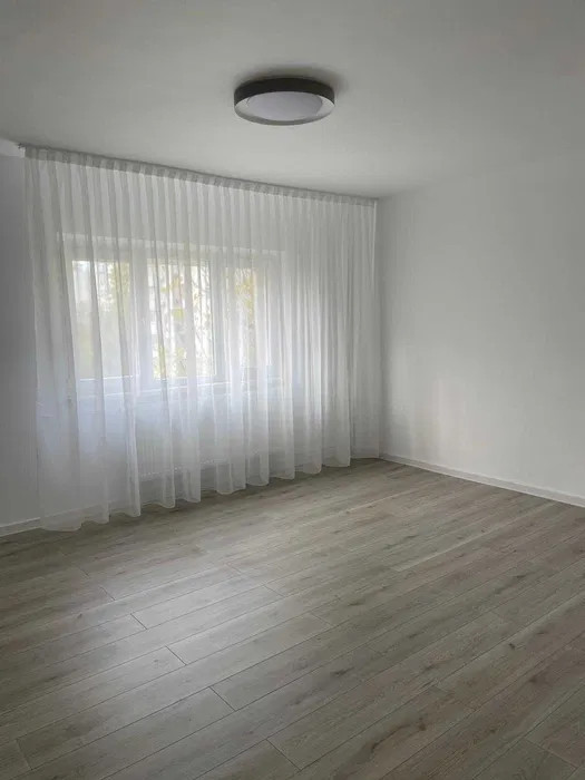 Apartament cu 3 camere în Timpuri Noi