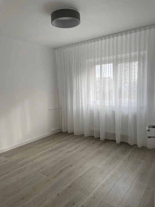 Apartament cu 3 camere în Timpuri Noi