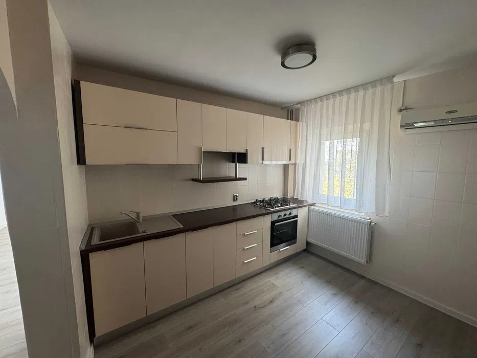 Apartament cu 3 camere în Timpuri Noi