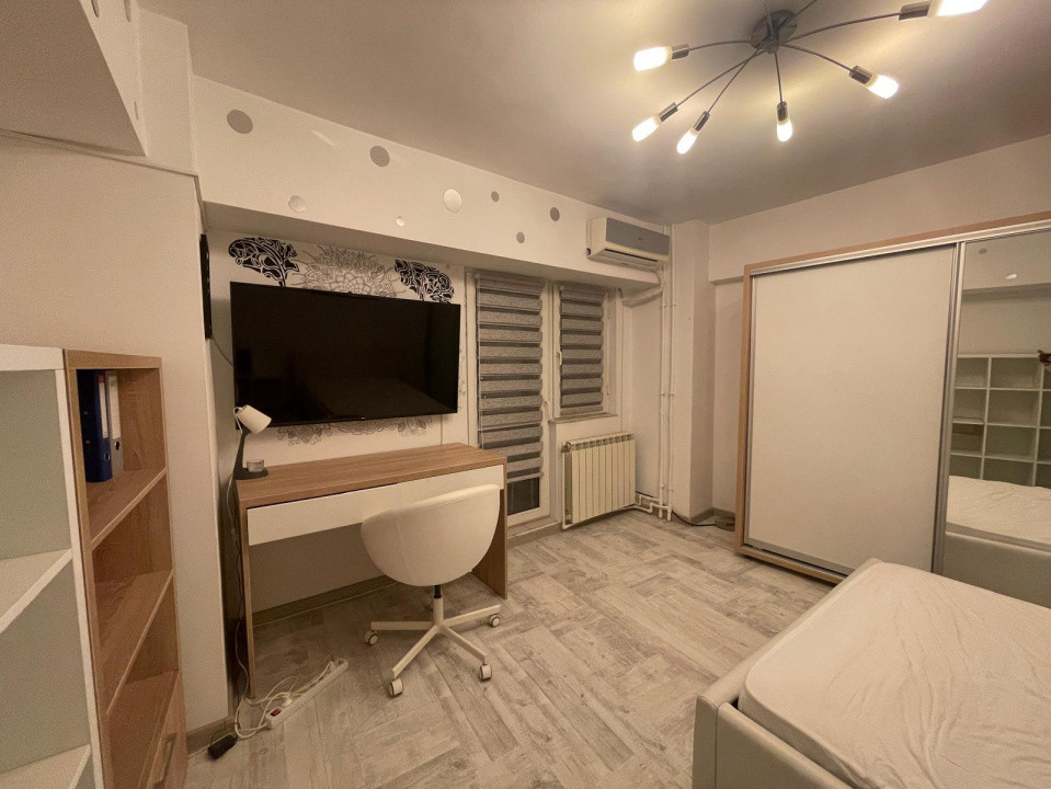 Garsonieră modernă în zona Nerva Traian