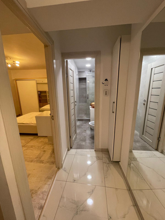 Garsonieră modernă în zona Nerva Traian