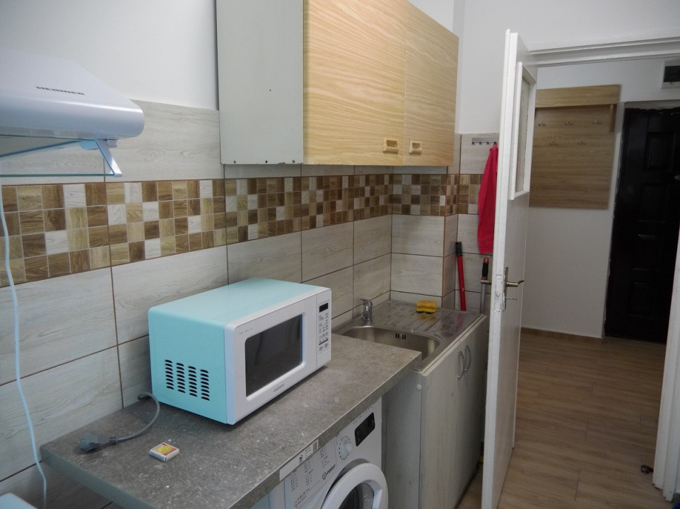 Apartament cu 2 camere în zona Basarab