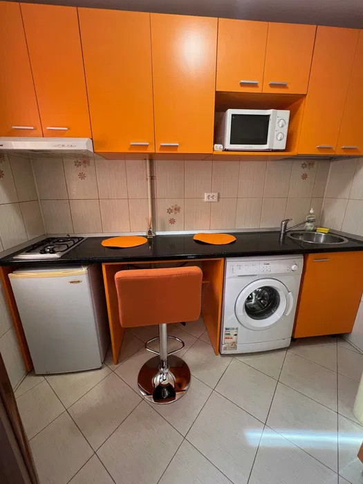 Garsonieră modernă în zona Victoriei